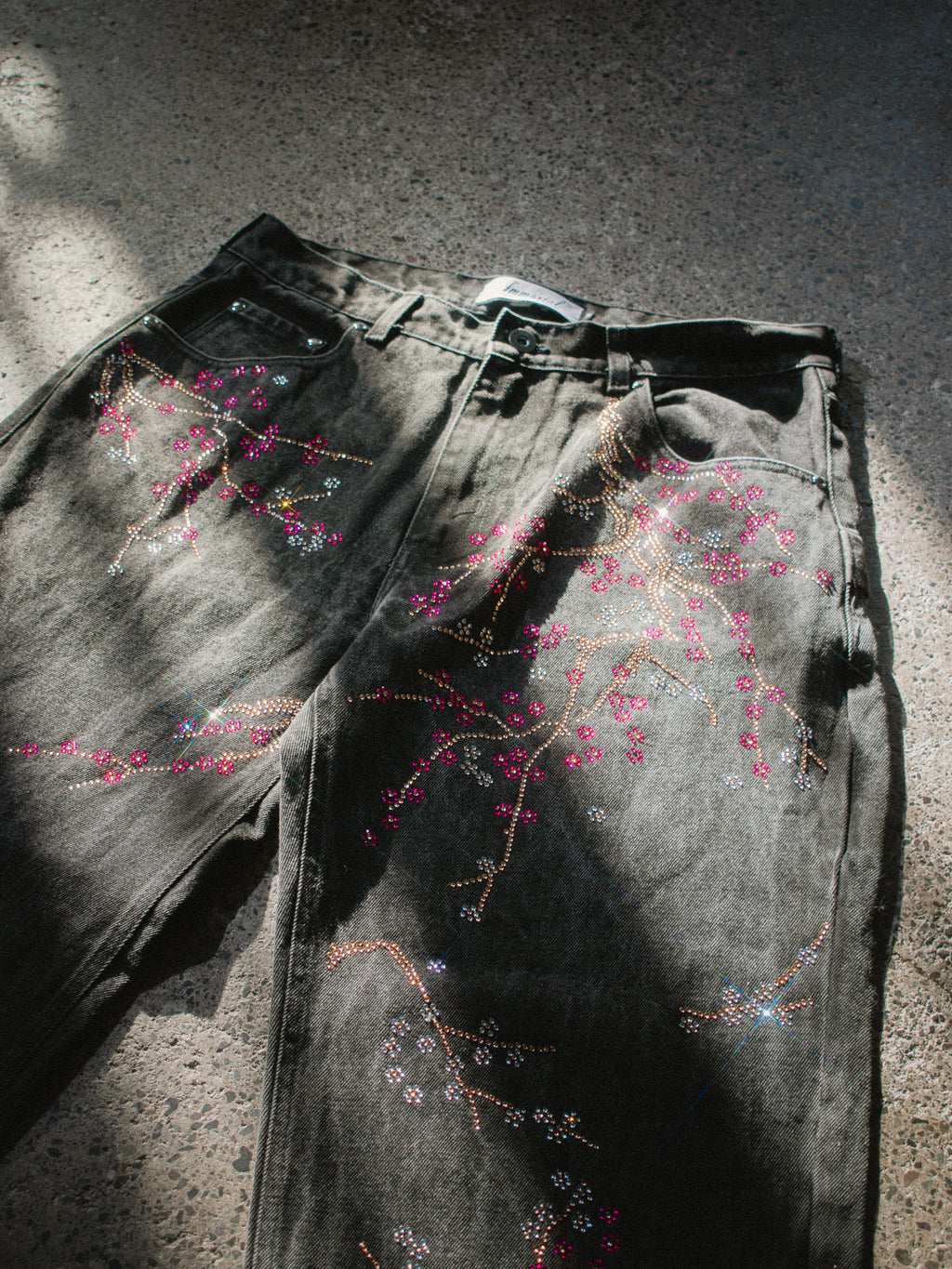 CHERRY BLOSSOM BAGGY JEANS M