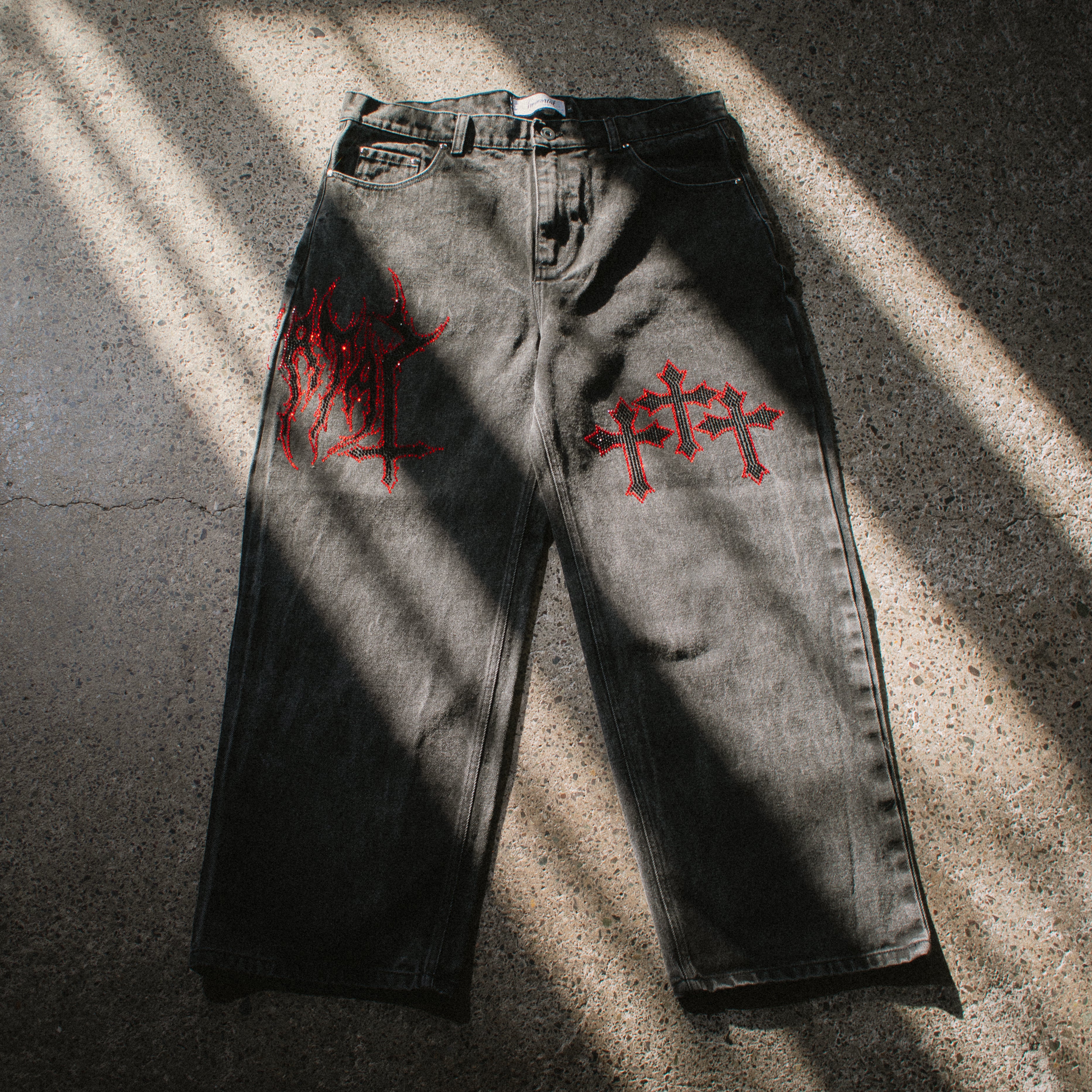 HEAVYGLOOM RED VENOM BAGGY JEANS L