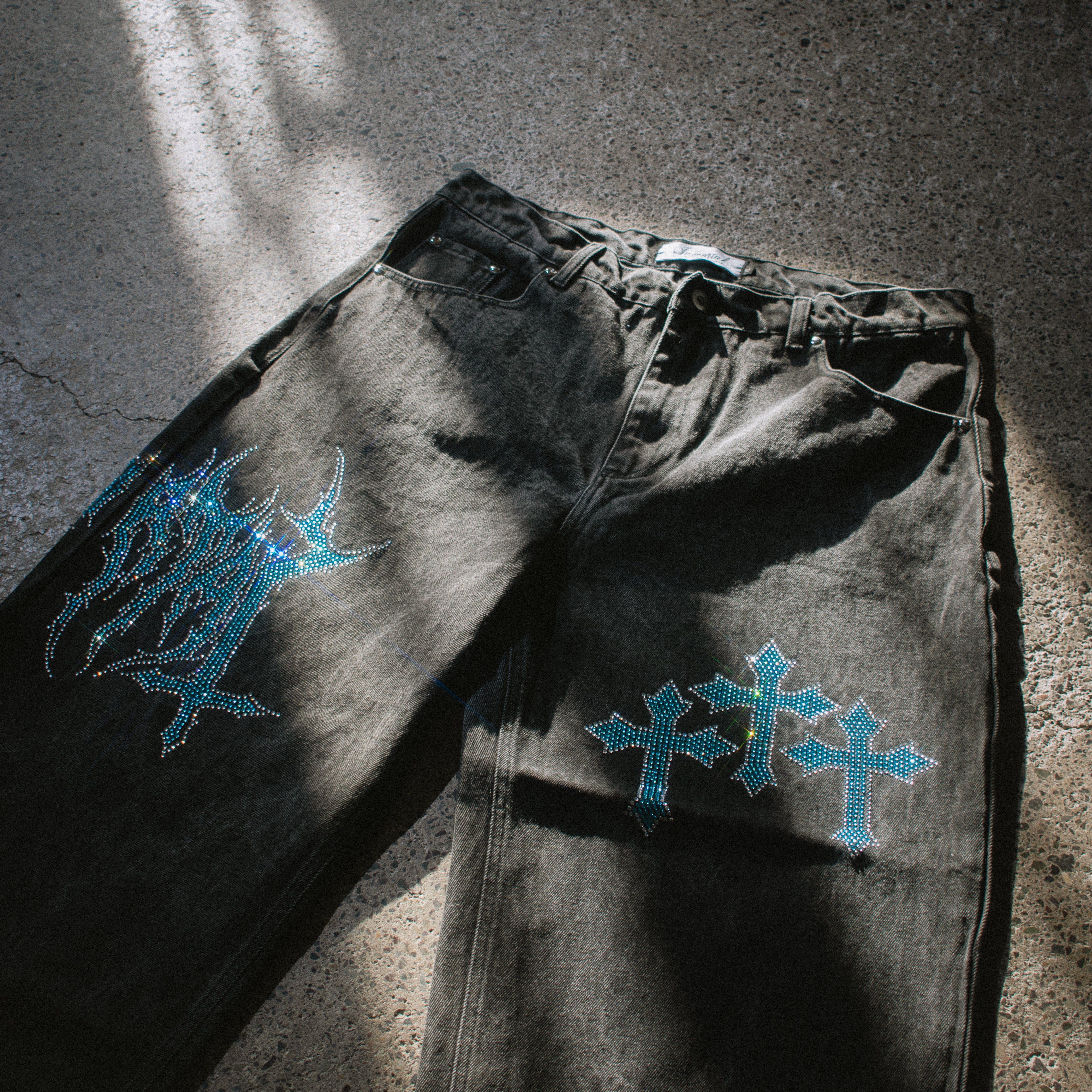 HEAVYGLOOM SKY BLUE BAGGY JEANS XL